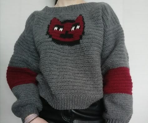 Adventure time Marceline's sweater diy Prismo Adventure Time Crochet, Marceline Sweater Crochet Pattern, Marceline Jumper, Crochet Masculine Clothes, Crochet Marceline Sweater, Marceline Sweater Crochet, Marceline Cat Sweater, Marceline Crochet, Marceline Sweater