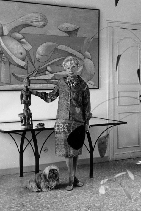 How, And Why, To Dress Like Peggy Guggenheim Jenny Walton, Peggy Guggenheim, Very Important Person, Vogue Vintage, Max Ernst, Alexander Calder, Vintage Shopping, Statement Art, Man Ray