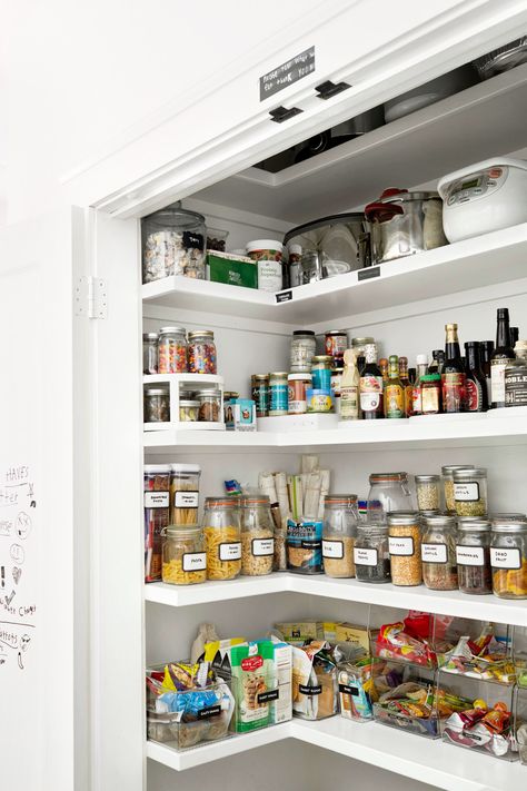 Space-Saving Pantry Organization Kitchen Food Pantry Ideas, Small Step In Pantry, Step In Pantry, Pantry Update, Narrow Pantry, Small Bathroom Storage Cabinet, Small Room Organization, Pantry Organization Ideas, Organized Pantry