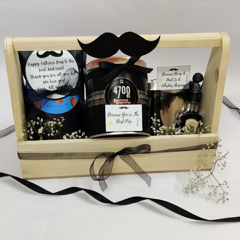 Fathers Day Hampers, Hamper Gift Basket, Baskets For Men, Hamper Basket, Father's Day Diy, Male Grooming, Birthday Diy, You're The Best, Gift Hampers