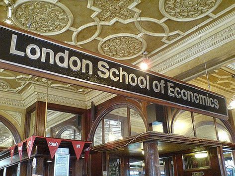 Lse London, Uk College, Study In London, London School, London University, London Dreams, London School Of Economics, Career Vision Board, London Aesthetic