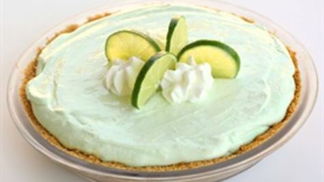 Limeade Pie - A cool refreshing lime pie with a tart kick. Limeade Pie, Margarita Pie Recipe, Margarita Pie, Key Lime Margarita, Pretzel Crust, Lime Margarita, Frozen Margaritas, Mango Margarita, Scrumptious Desserts