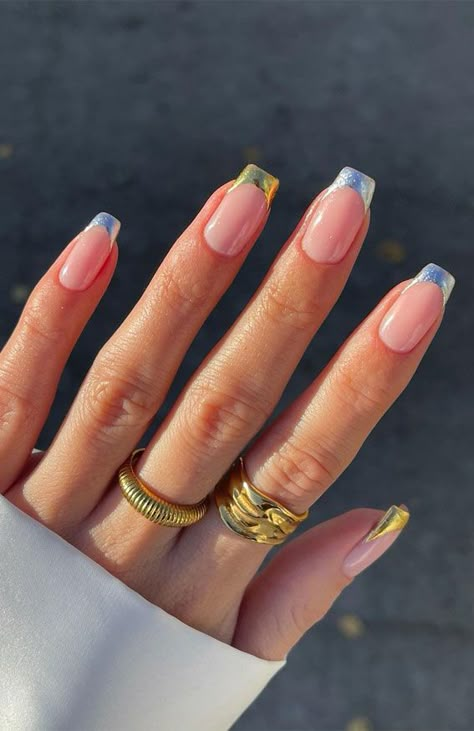 10. Metallic Gold and Silver Tip Nails Once Christmas and New Year’s Celebration over, we would want to change our nails look to welcome... Silver French Nails, Silver Tip Nails, Gold French Tip, Silver Nail Designs, Mauve Nails, Ten Nails, Silver Nail Art, French Nail Designs, Tip Nails