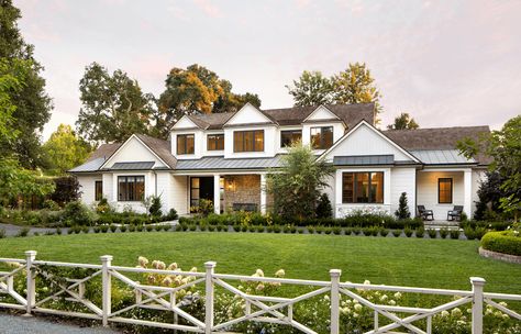 SDGArchitecture.com | Rebecca Lane Luxury Farmhouse Plans, Farmhouse Landscaping Front Yard, California Farmhouse, Farmhouse Exterior Colors, Exterior Landscaping, Front Yard Ideas, Luxury Farmhouse, Transitional Exterior, Landscaping Front Yard