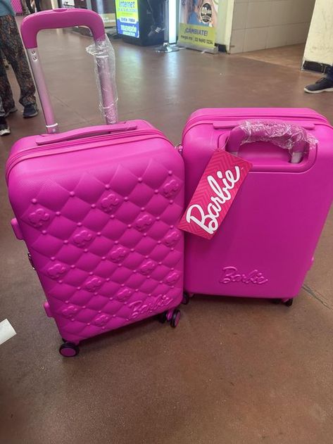 Barbie Suitcase, Pink Luggage, Mode Rose, Barbie Room, Pink Travel, Pink Lifestyle, Barbie Life, Barbie Birthday, Barbie Party