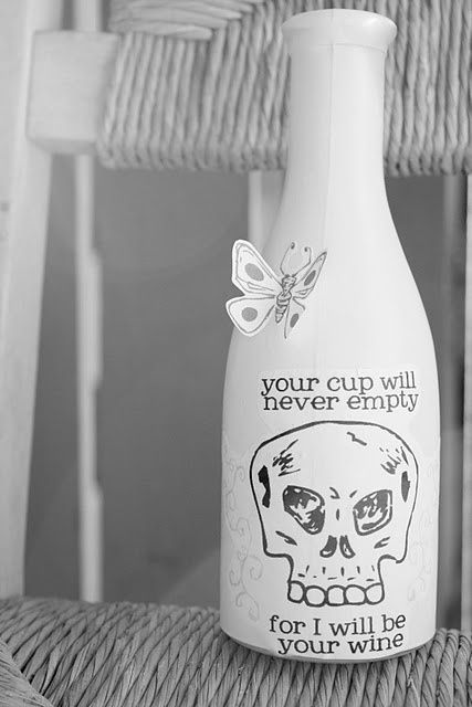 your cup will never be empty... Cute Corpse Bride Idea. #TimBurton #CorpseBride Tim Burton Party, Corpse Bride Wedding, Nightmare Before Christmas Wedding, Bride Birthday, Tim Burton Movie, Dark Wedding, Corpse Bride, Gothic Wedding, Disney Wedding