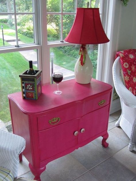 DIY painted furniture..I love the idea of a bright painted piece of furniture like this in a room..great storage plus cheefulness..♥ Pink Dresser, Pink Paint Colors, Pink Furniture, Pink Paint, Painting Furniture Diy, Funky Furniture, Decoration Inspiration, Refurbished Furniture, Ikea Diy