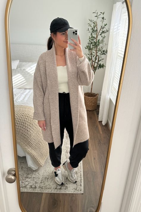 Shop YPB motionTEK Jogger and other curated products on LTK, the easiest way to shop everything from your favorite creators. Cute Lounge Outfits, Lounge Outfits, Pregnancy Outfits, Cold Weather Outfits, Mom Outfits, Mom Style, Cold Weather, Fall Outfits, My Style