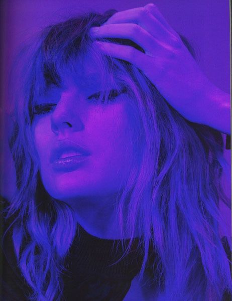 They See Right Through Me, Taylor Swift Purple, Taylor Pics, Spotify Covers, Estilo Taylor Swift, Taylor Swift Posters, Swift Photo, Playlist Covers, Taylor Swift Wallpaper