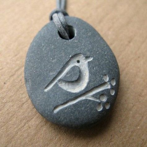 Sculpture Dremel, Dremel Tool Projects, Dremel Crafts, Hantverk Diy, Dremel Carving, Dremel Projects, Art Pierre, Stone Engraving, Rock Jewelry