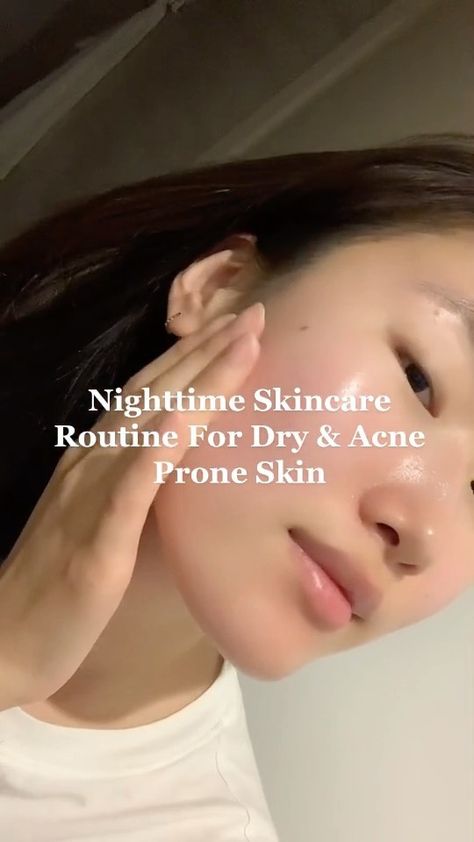 Dulguun 🇲🇳 Skincare & Beauty on Instagram: "Nighttime Skincare Routine for Dry & Acne Prone Skin I have dry skin and also get acne. It might not be as severe but I get regular breakouts that sometimes takes long time to go away. Actually, lately, I’ve been breaking out quite a bit. I’m not sure why, maybe because I’m changing up my products regularly 🤷🏻‍♀️ The funny thing about it is that you might not even know that I am breaking out except you come closer to my skin. Here’s my simple ... Why Am I Breaking Out, Dry Acne Prone Skin, Nighttime Skincare Routine, Salicylic Acid Cleanser, Night Time Skin Care Routine, Come Closer, Nighttime Skincare, Moisturizing Toner, Hydrating Toner