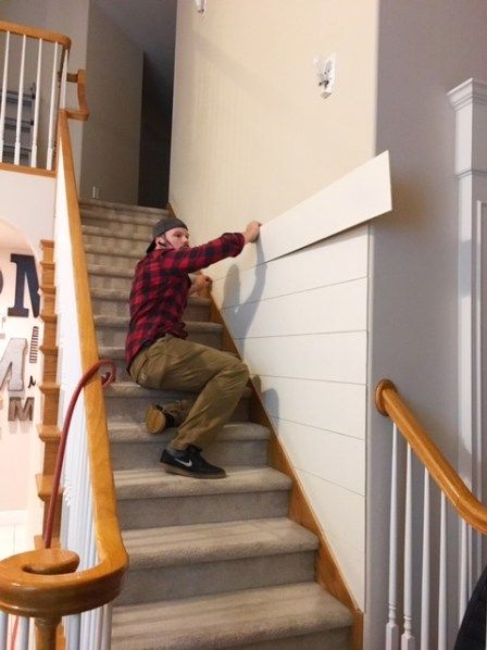 Stairway Wall Ideas, Shiplap Staircase, Shiplap Hallway, Room Decor Creative, Stairway Walls, Stairway Wall, Stairwell Wall, Wooden Accent Wall, Shiplap Wall Diy