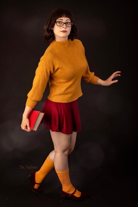 Velma From Scooby Doo, Scooby Doo Halloween Costumes, Velma Costume, Velma Cosplay, Velma Scooby Doo, Scooby Doo Halloween, Daphne And Velma, Velma Dinkley, Curvy Outfits