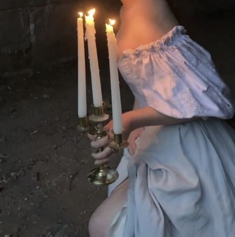 White Royalcore Aesthetic, Halloween Photoshoot Aesthetic, Candelabra Photoshoot, Vampire Bride Aesthetic, Princess Nightgown Aesthetic, White Vampire Outfit, Candelabra Aesthetic, Lost Princess Aesthetic, Vampire Princess Aesthetic