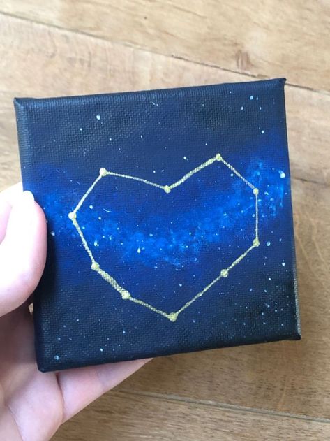 Star Aesthetic Painting, Painting Ideas Space Easy, Blue Paint Canvas Ideas, Star Canvas Painting Easy, Easy Star Painting Ideas, Simple Star Painting, Small Canvas Art Heart, Aesthetic Painting Heart, Heart Acrylic Painting Ideas