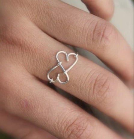 Double Heart Ring, Ring Inspiration, Bijoux Fil Aluminium, Interlocking Hearts, Infinity Heart, Diy Wire Jewelry, Infinity Ring, Diy Rings, Wire Rings