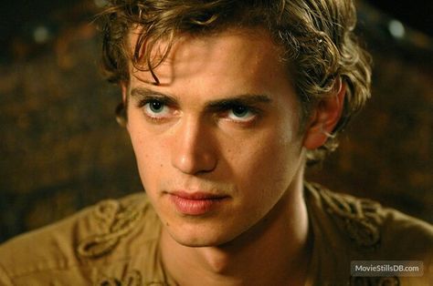 Hayden Christensen as Lorenzo Virgin Territory, Smile Gif, Anakin And Padme, Star Wars Anakin, Tim Roth, Hayden Christensen, Star Wars Fandom, High Fantasy, Anakin Skywalker