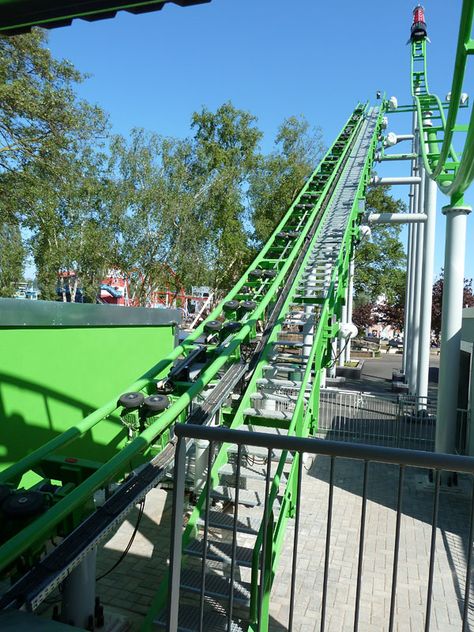 Ben 10 - Ultimate Mission | Drayton Manor | UK  My first roller coaster  April 2013 Drayton Manor, Roller Coasters, Amusement Parks, England Uk, Ben 10, Theme Parks, Roller Coaster, Statistics, Theme Park