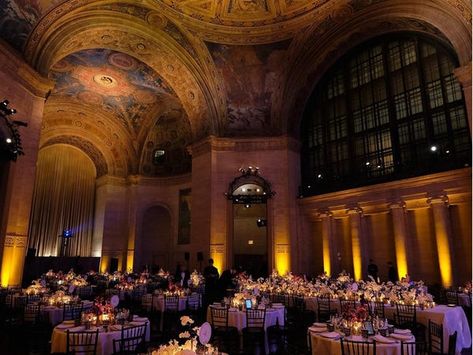 New York City Wedding Venues, Long Island Wedding Venues, Wedding Venues New York, Glamorous Wedding Venue, City Wedding Venues, New York Wedding Venues, Nyc Wedding Venues, Wedding Gowns Online, The Plaza Hotel