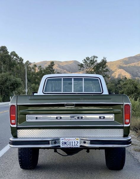 Ford Highboy, Old Ford Trucks, Classic Ford Trucks, Pick Up Truck, Classic Pickup Trucks, Old Fords, Classy Cars, Ford Pickup, Pretty Cars