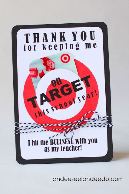 Teacher Gift Idea: Printable Target Gift Card Holder // a teacher appreciation gift a teacher would actually want! Teacher Appreciation Gift Card Holder, Teacher Appreciation Gift Card, Target Gift Card, Teacher Treats, Teachers Diy, Target Gift Cards, Target Gifts, Treat Ideas, School Teacher Gifts