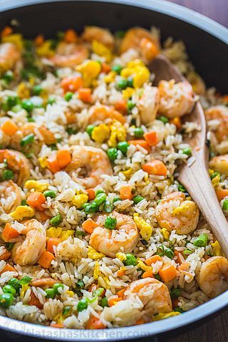 Shrimp Fried Rice Recipe Video, Fried Rice Recipe Video, Rice With Shrimp, Shrimp Fried Rice Recipe, Making Fried Rice, Arroz Frito, Shrimp Fried Rice, Shrimp And Rice, Fried Rice Recipe