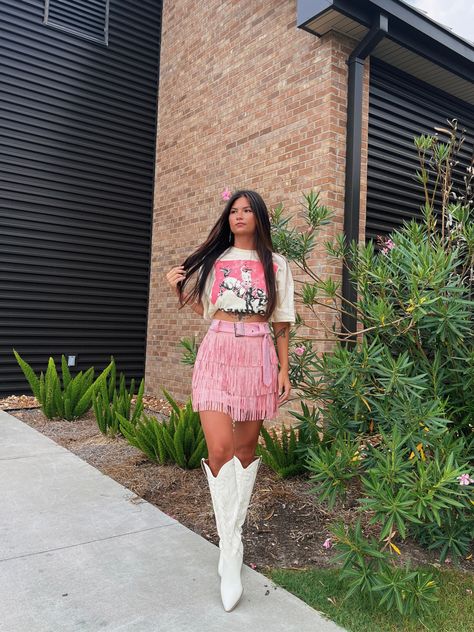 Pink Outfit With Cowboy Boots, Pink And White Country Outfit, Outfit With Pink Cowboy Boots, Pink Dress With Cowboy Boots, Pink Cowboy Boots Outfit Winter, Pink And White Cowboy Boots, Pink Cowboy Boots Outfit, Pink Western Boots With Wide Calf, Cowboy Boots Outfit Women