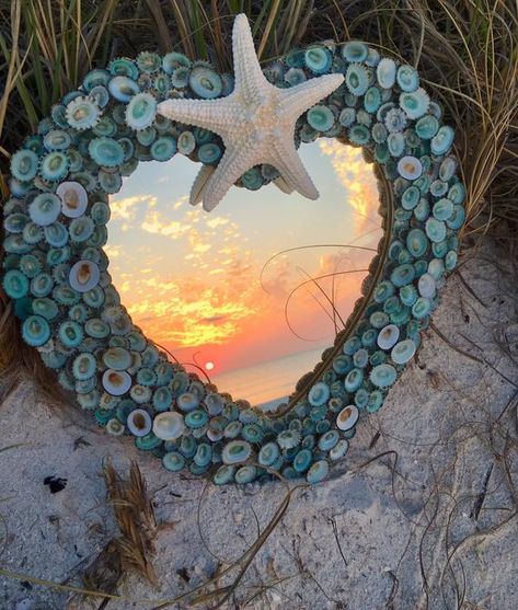 Starfish Mirror, Beach Wedding Bride, Heart Shaped Mirror, Coastal Christmas Tree, Seashell Mirror, Turquoise Christmas, Coastal Wreath, Seashell Projects, Shell Wreath