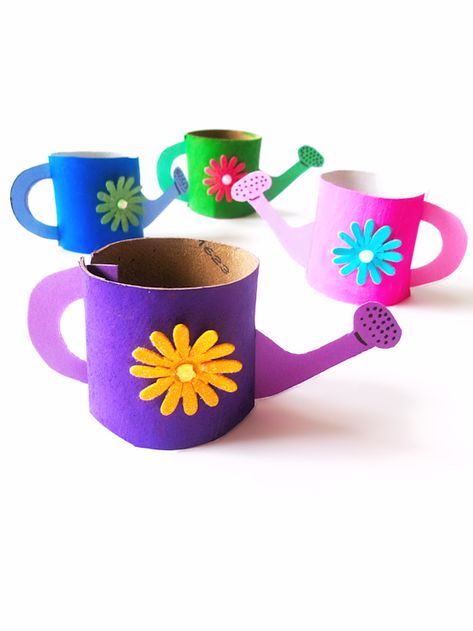 Cardboard Roll Watering Can Craft Diy Water Can, Garden Themed Crafts, Gardening Crafts For Kids, Watering Can Craft, Paper Flower Projects, Garden Crafts For Kids, Duck Crafts, Garden Unit, Fingerprint Crafts