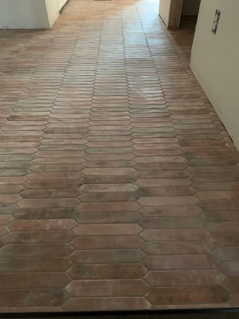 Chevron Terracotta Floor, Brown Terracotta Floor, Terracotta Herringbone Floor, Colonial Tile Floor, Terracotta Floor Tiles Kitchen, Terracotta Bathroom Tiles, Herringbone Floor Kitchen, Terracota Tile, Mudroom Pantry