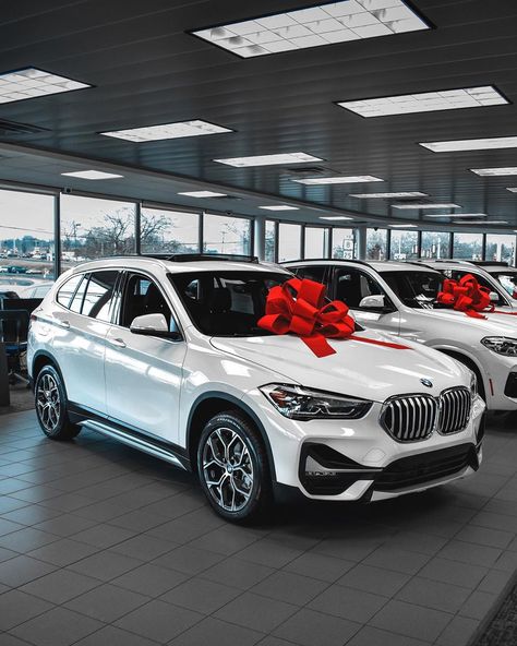 Bmw X3 Aesthetic, Bmw Suv Aesthetic, Mom Car Vehicles, Bmw Cars Aesthetic, Bmw Cars Wallpapers, Bmw Aesthetic, Most Luxurious Car, Best Cars For Teens, Carros Bmw