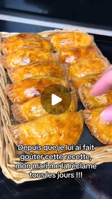 Chef Club, Viral Video, Beignets, Pesto, Paris France, Food And Drink, Pizza, Drinks, On Instagram