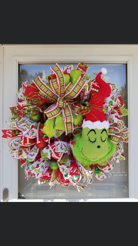 Grinch Ideas, Christmas Tree Decorations Ribbon, Grinch Wreath, Grinch Trees, Christmas Crafty, Christmas Hats, Green Monster, Green Monsters, Fall Art