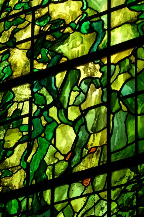 Robinson College Chapel, Cambridge - Stained glass by John Piper and Patrick Reyntiens Widgets Ipad, Shape Aesthetic, Green Island, John Piper, Fav Color, Green Things, Stained Glass Art, Green Aesthetic, Cool Wallpaper