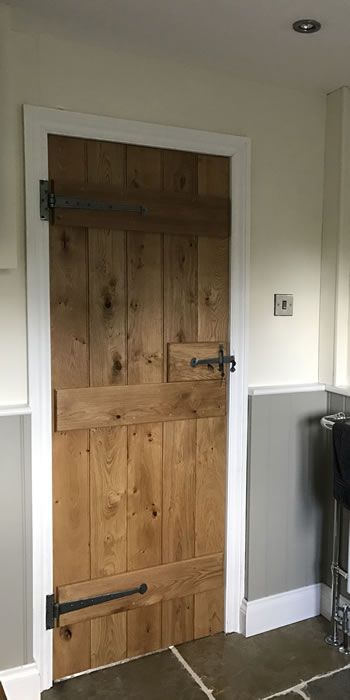 Oak Cottage Doors Internal, Interior Doors Cottage Style, Rustic Oak Doors, Indoor Barn Door, Interior Cottage Doors, Cottage Interior Doors, Cottage Doors Interior, Handmade Doors, Internal Cottage Doors