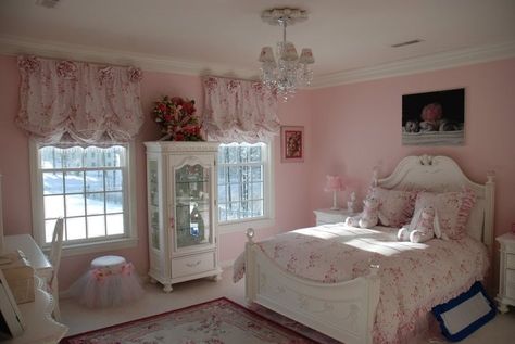 Sherwin Williams White Dogwood, Roman Decor, Paper Princess, Sherwin Williams White, Nba Baby, Girls Rooms, Blue Room, Girly Room, Pretty Room