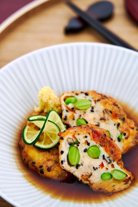 Japanese Tofu Patties Recipe (がんもどき - Ganmodoki) Traditional Japanese Recipes, Tofu Patties, Tofu Meatballs, Japanese Tofu, Resep Vegan, Tofu Burger, Dashi Broth, Contemporary Kitchens, Patties Recipe