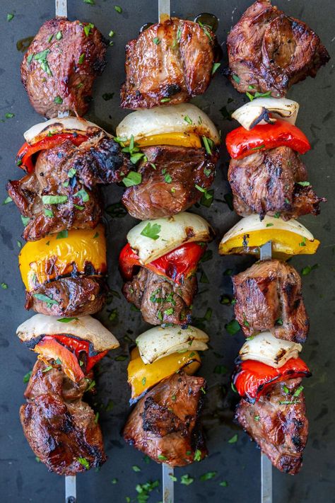 Lamb Kabobs Oven, Grilled Lamb Recipes, Shishkabobs Recipe, Lamb Kebab, Lamb Kabobs, Braised Chicken Breast, Lamb Kebabs, Lamb Skewers, Kebab Recipe