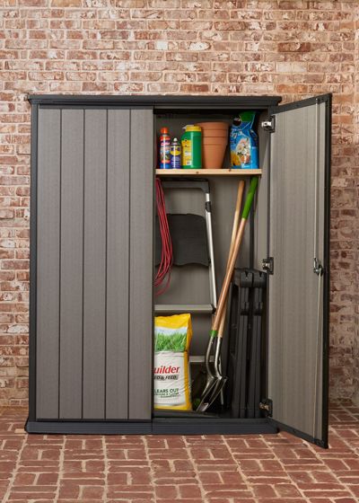 Get tips for organizing your garden tools ll The Home Depot Garden Club Outdoor Storage Locker, Vertical Pallet Garden, Garden Tool Rack, Tips For Organizing, Hose Storage, Garden Storage Shed, Garden Tool Storage, Decor 2024, Pallets Garden