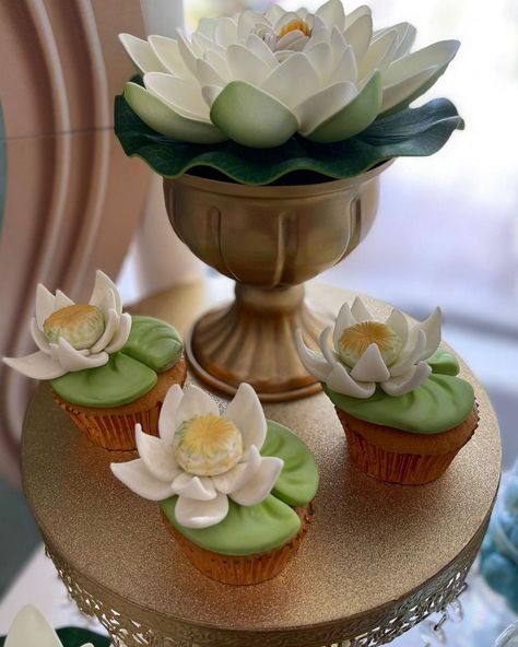 Princess and the frog, themed sweets Deco @galedollc #handmade #cakedecorating #cakes #fondant #jelly #party #wintergarden… | Instagram Tiana Desserts, The Princess And The Frog Theme Party, Princess Tiana Dessert Table, Princess And The Frog Party Food, Princess And The Frog Dessert Table, Princess And The Frog Desserts, Princess And The Frog Treats, Princess And The Frog Themed Party, Princes And The Frog Quinceanera Theme