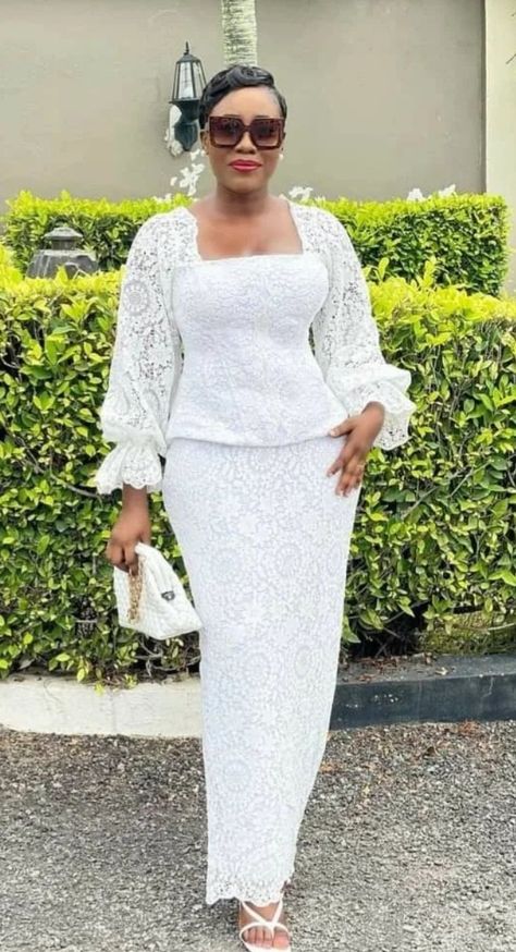 White Kente Styles Ghana, Cord Lace Skirt And Blouse, White Lace Dress Styles Ghana, White Lace Dress Styles, White Lace Dress Styles Nigerian, White Lace Styles, Lace Dress Styles Ghana, Cord Lace Gown Styles, Nice Red Dress