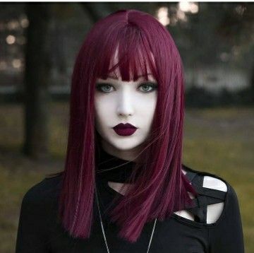 Gothabilly Outfits, Fete Emo, Emily Strange, Scene Girl, Gothic Hairstyles, Goth Hair, Long Red Hair, Goth Beauty, Red Wigs