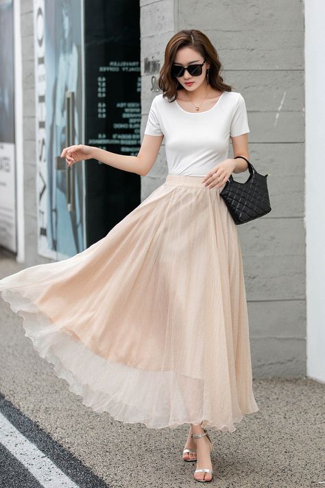 Silk Circle Skirt, Flowy Dance Outfit, Long Chiffon Skirt Outfit, Float Skirt Outfits, Crystal Ninjago, Chiffon Skirt Outfit, Flowy Skirt Outfit, Pink Chiffon Skirt, Homemade Dresses