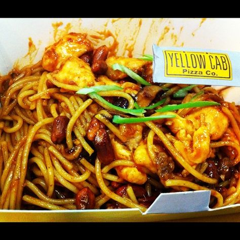 Charlie Chan Pasta | Xexe's Patisserie Yellow Cab Charlie Chan Pasta Recipe, Charlie Chan Pasta Recipe, Filipino Kitchen, Kitchen 101, Asian Pasta, Creamy Cajun Pasta, Pasta Recipes Video, Charlie Chan, Chinese Dinner