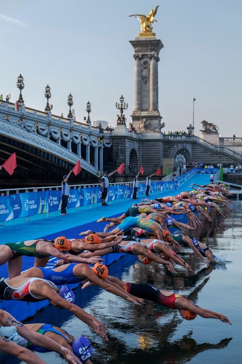 Paris made an Olympic-sized effort to clean up the Seine—did they succeed? — National Geographic Olympic Rowing, 2024 Summer Olympics, Dumping Ground, Seine River, World Athletics, Action Photography, Sport Inspiration, Sports Aesthetic, The Seine