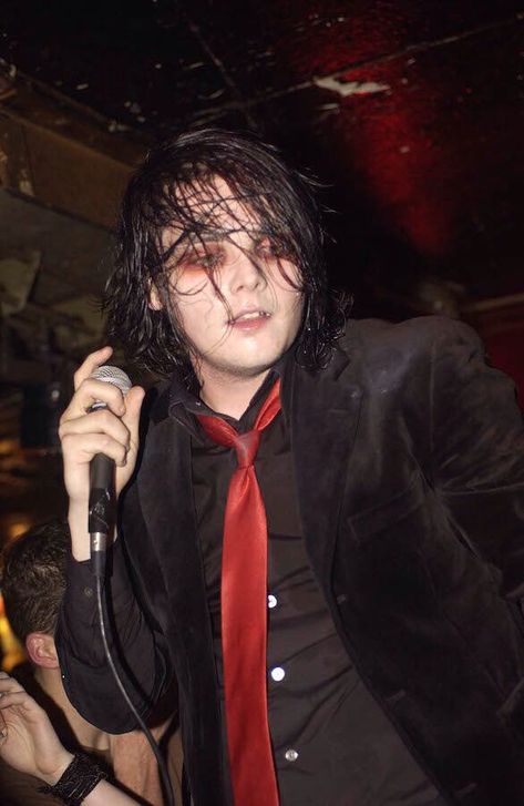 Gerald Way, Ray Toro, Emo Men, I Love Mcr, Mikey Way, Frank Iero, Red Tie, Gerard Way, Emo Bands