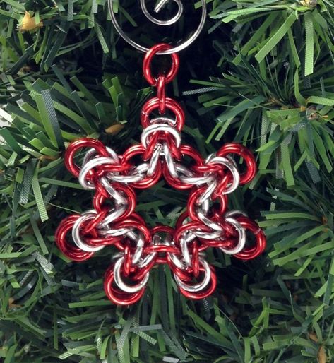 Red and Silver Chainmaille Snowflake Christmas by GutsyGirlJewelry, $15.00 Christmas Chainmaille, Diy Tassel Necklace, Chain Maille Patterns, Jump Ring Jewelry, Wire Ornaments, Chainmail Jewelry, Chainmaille Bracelet, Chain Maille Jewelry, Diy Tassel