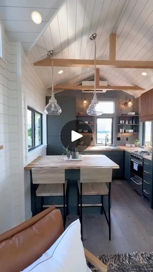 Tiny House Bed, White Marble Shower, Modern Tiny Home, Tiny House Vacation, Off Grid Tiny House, Tiny House Camper, Tiny House Luxury, Ultra Modern Homes, Small Tiny House