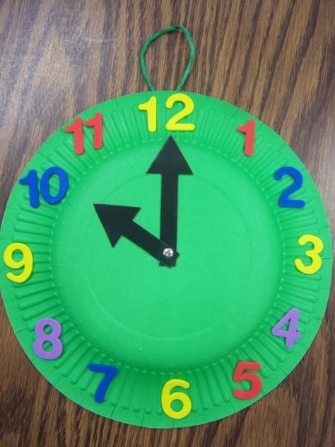 Paper Clock, Storytime Crafts, Clock Craft, Paper Plate Crafts For Kids, Clock For Kids, Daycare Crafts, Paper Plate Crafts, Math Activities Preschool, Plate Crafts