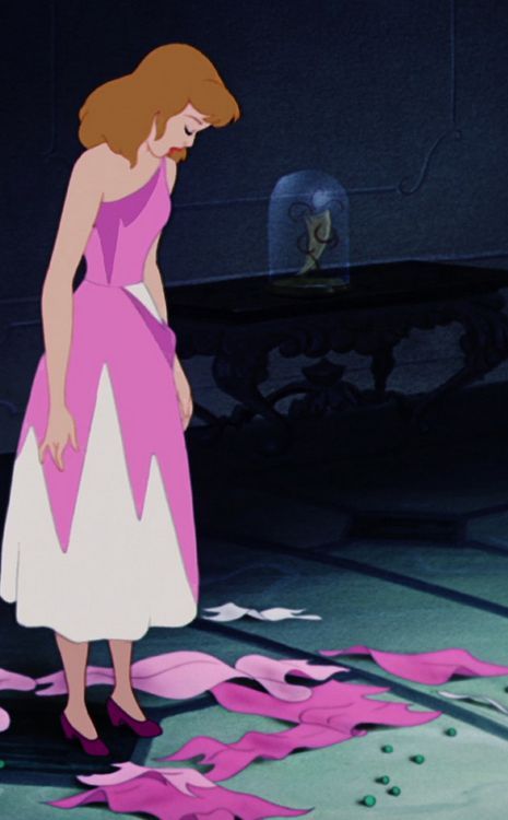 poor cinderella Cinderella Pink Dress, Cinderella 1950, Images Disney, Cinderella Disney, Walt Disney Animation, Old Disney, Disney Aesthetic, Disney Lover, Disney Dream